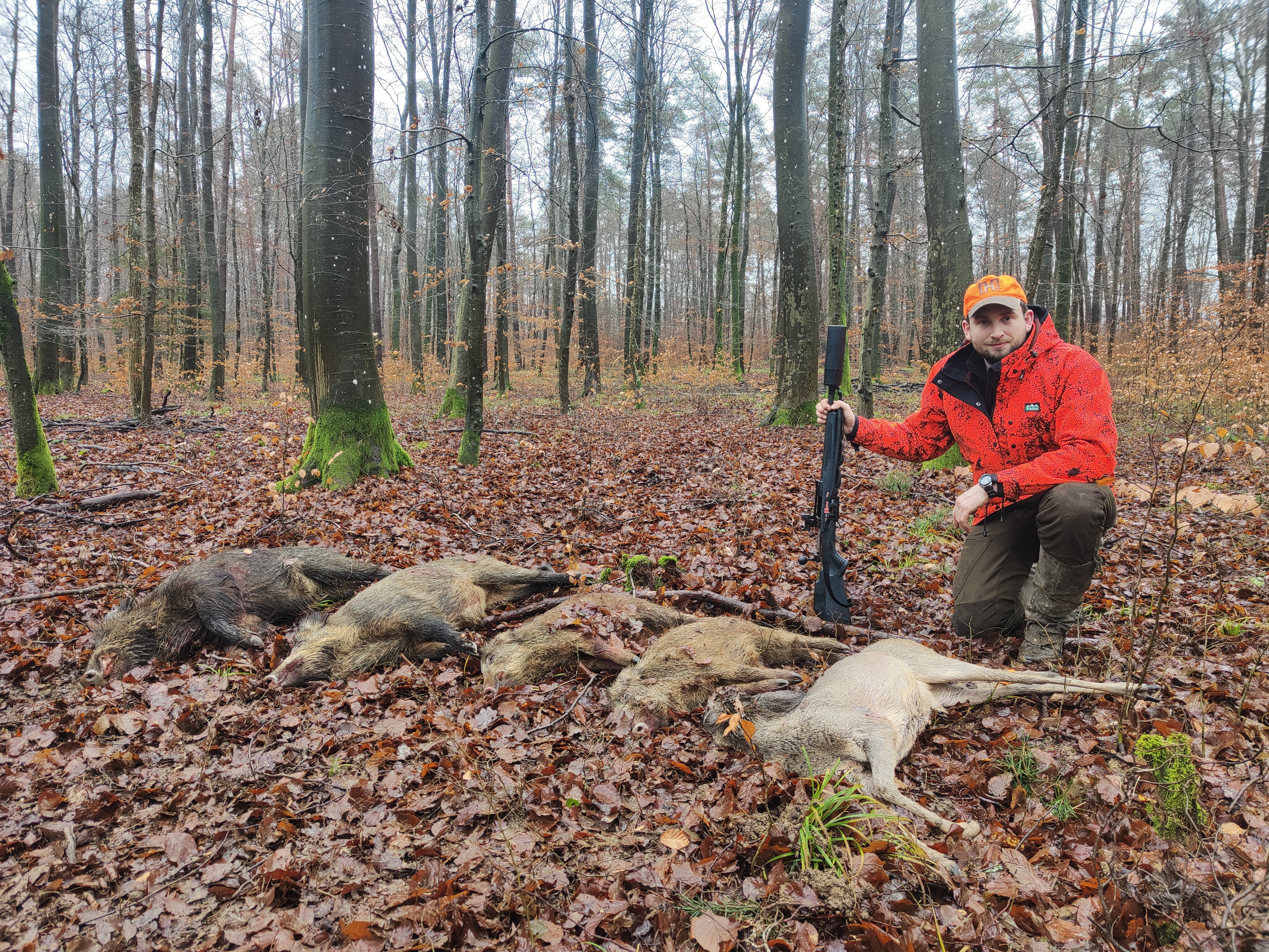 4 sangliers et 1 chevreuil au m�me poste.