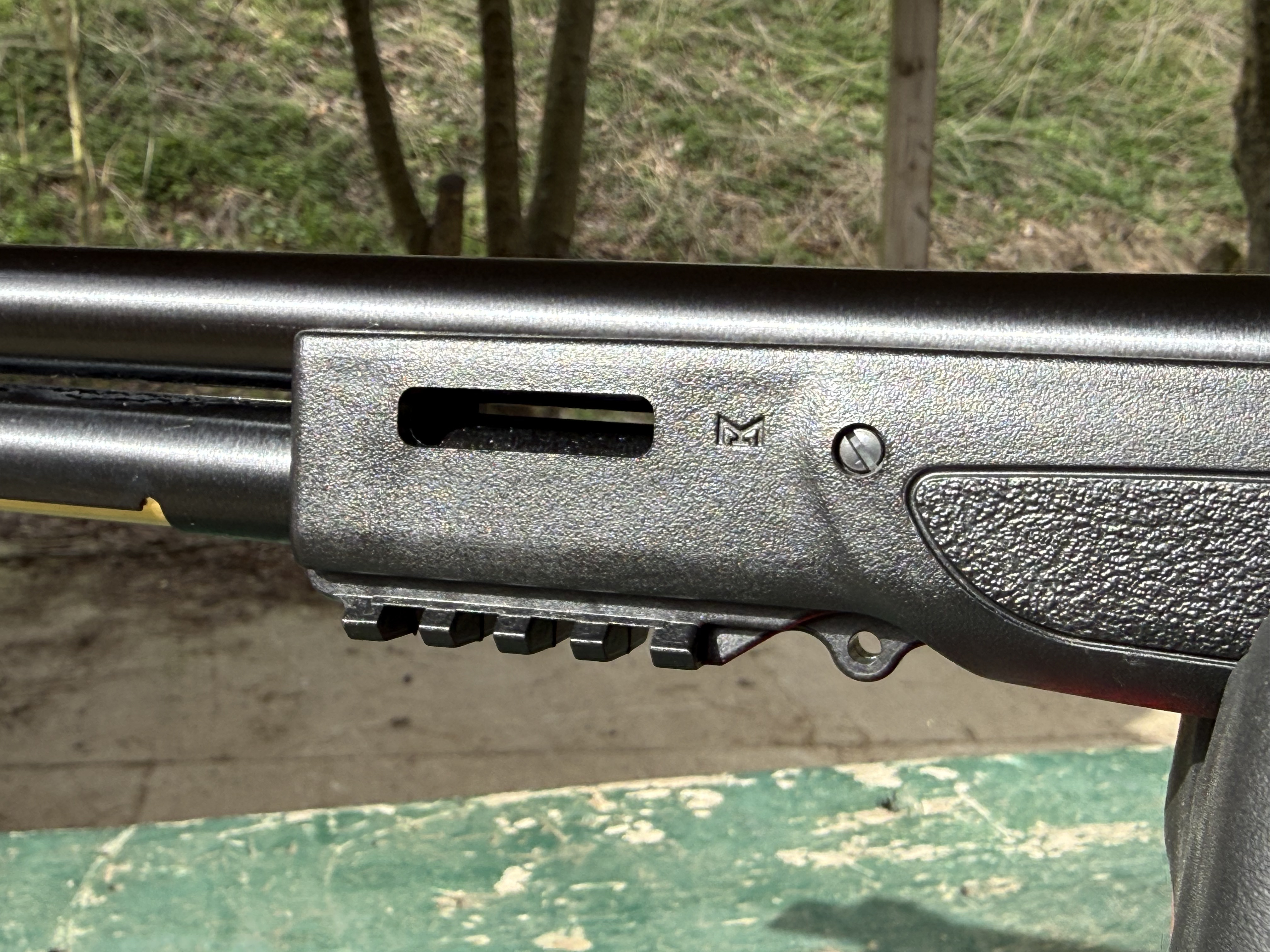 un garde-main moderne du mod�le X