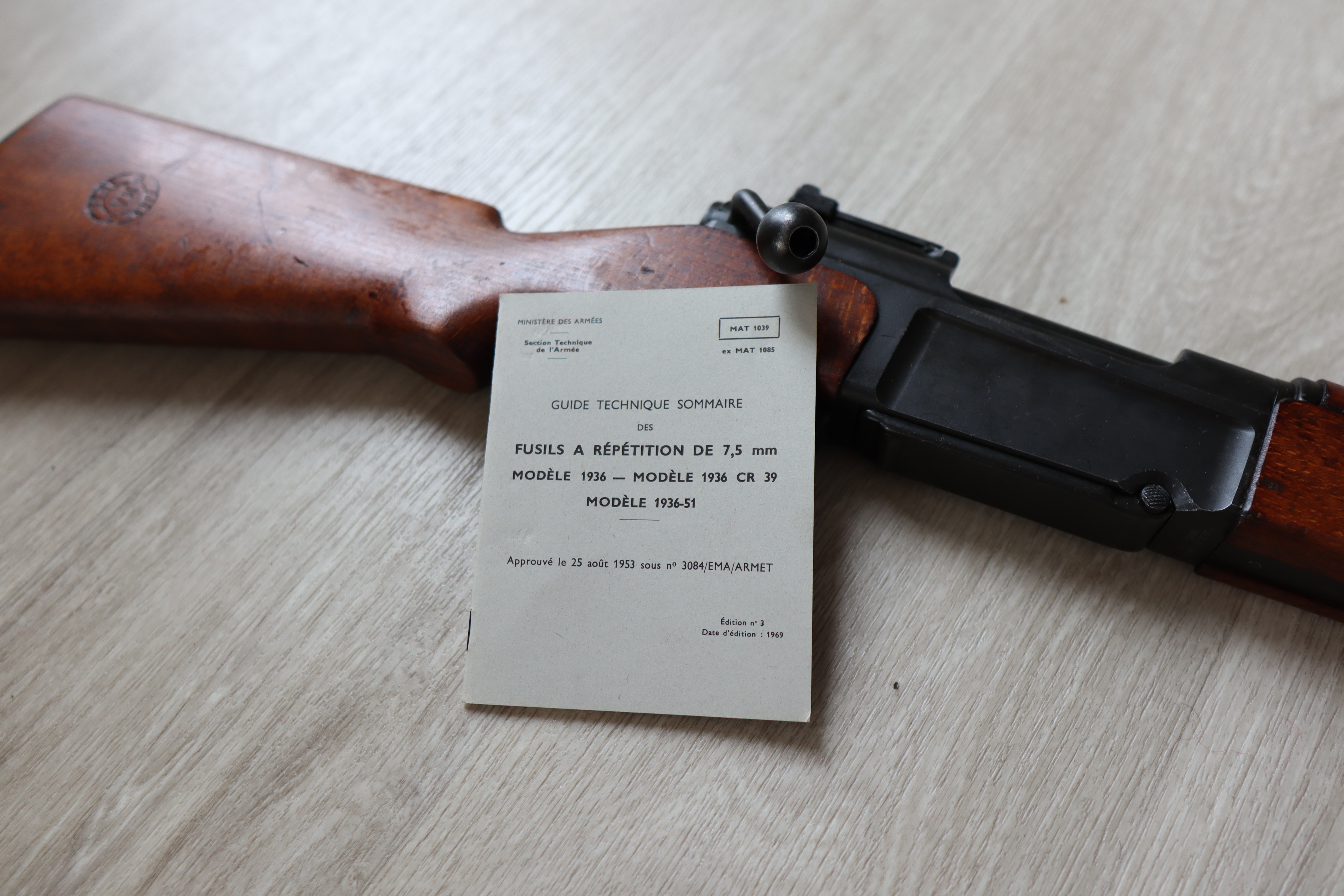  MAS 36-51  avec son manuel 