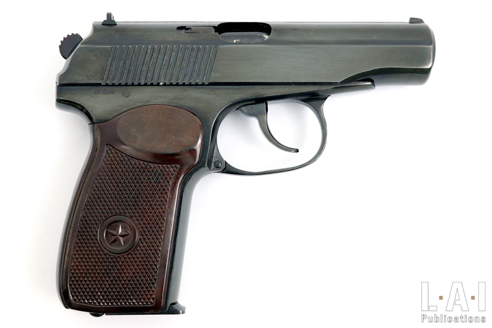 Le pistolet Makarov sovi�tique, ici dans sa version la plus commune.