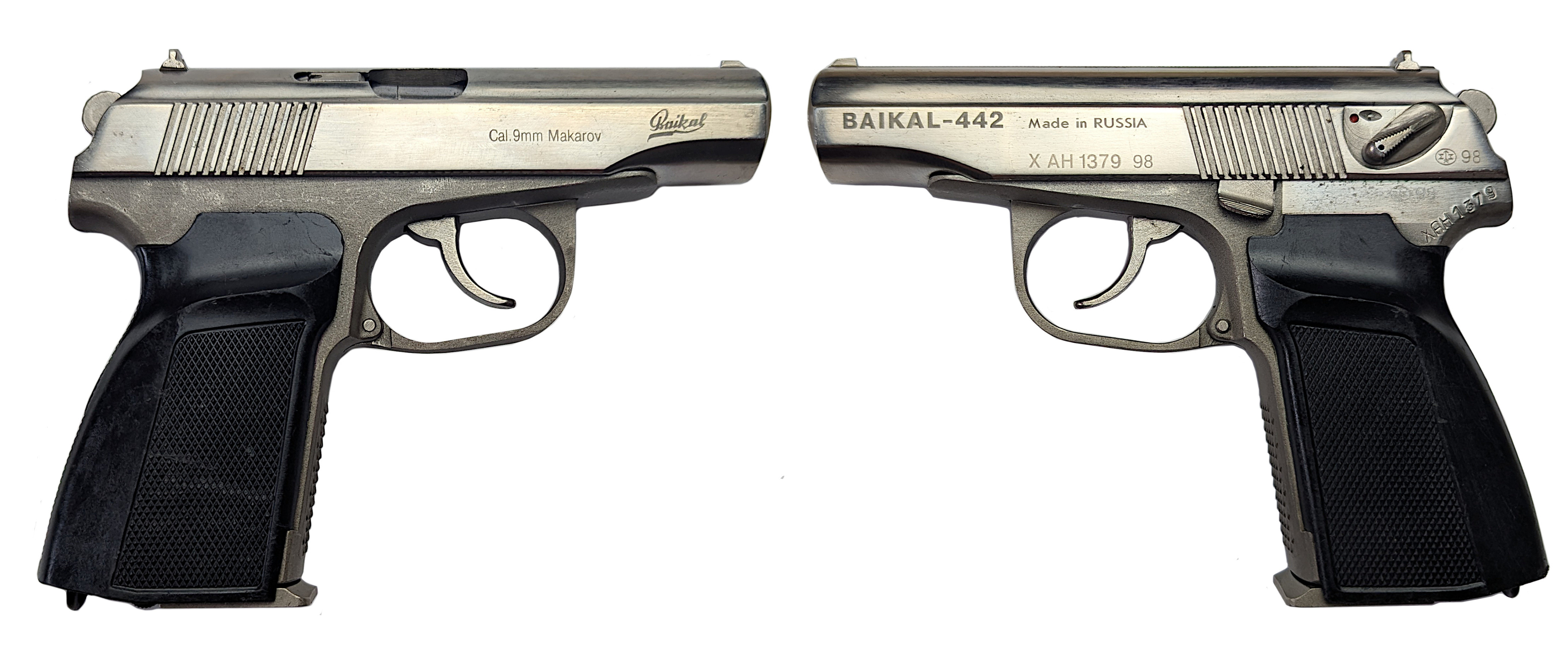 Ba�kal-442, un Makarov pour le march� civil, mais il s'agit d'un peu commun PMM, donc avec chargeur de 12 cartouches