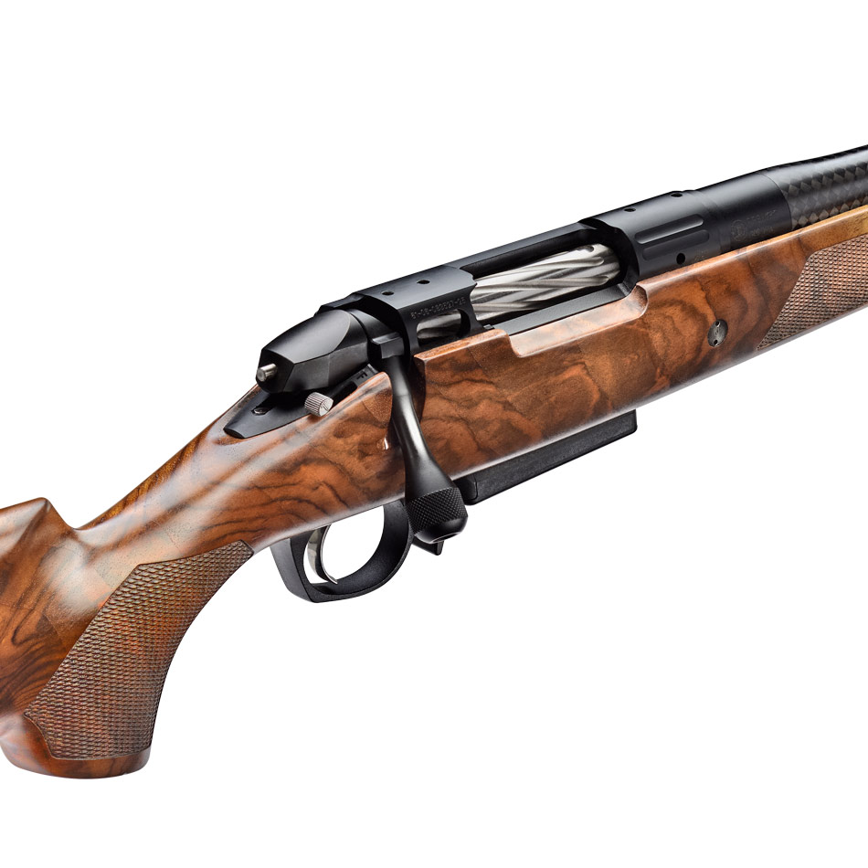 Sous le bois, on retrouve la technologie Premier : action Gen2 all�g�e, culasse fl�t�e, d�tente TriggerTech et canon CURE gain� de carbone.