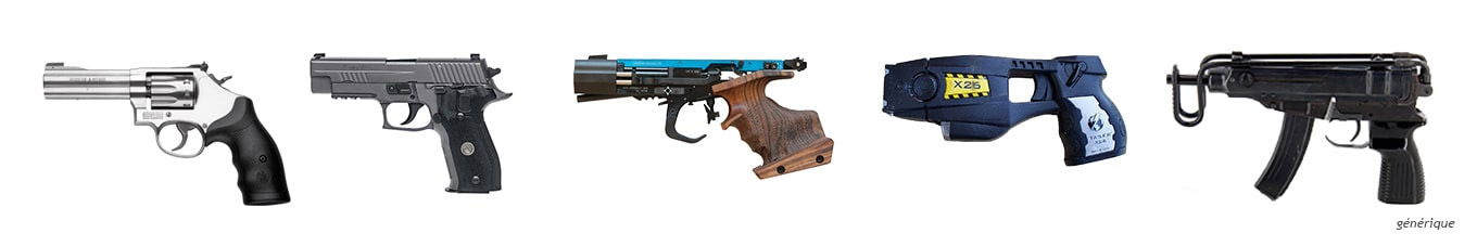 Illustration pr�sentant cinq mod�les d'armes de poing
