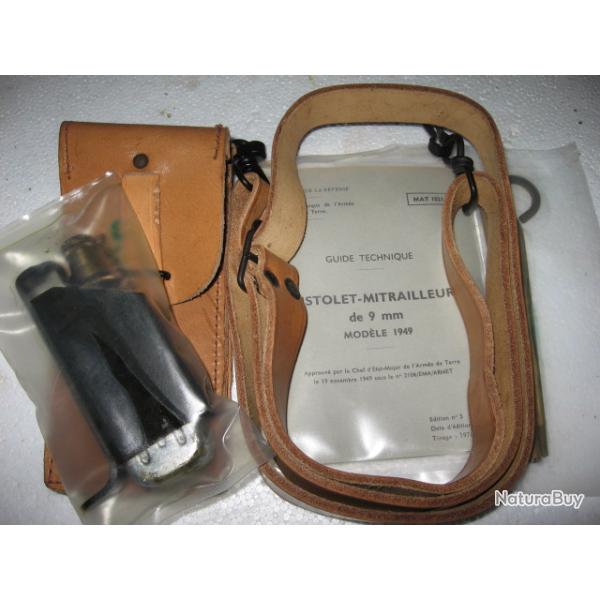 UC MAT 49 BAGUETTE BRETELLE CHARGETTE