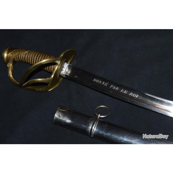 SABRE Mle1822 CAVALERIE LEGERE DE RECOMPENSE-"DONNE PAR LE ROI"-MONARCHIE CHARLES X-KLINGENTHAL 1826
