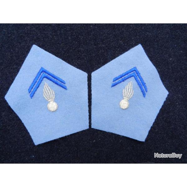 PAIRE DE PATTES DE COL ECOLE MILITAIRE tat neuf