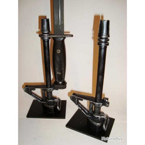 SUPPORT PRESENTOIR POUR BAIONNETTE M16 A1