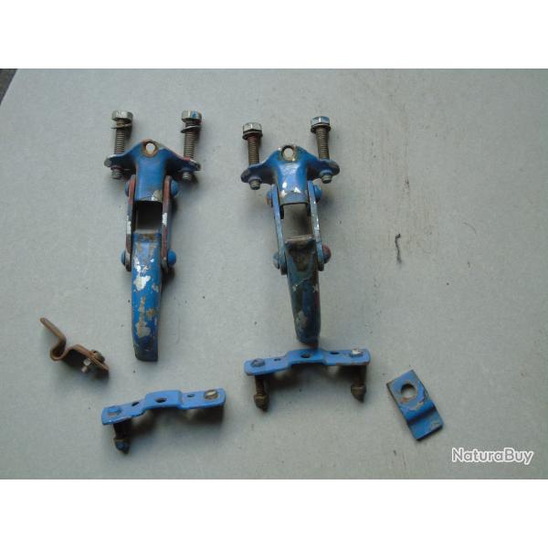 LOQUET DE MAINTIEN DE PARE-BRISE