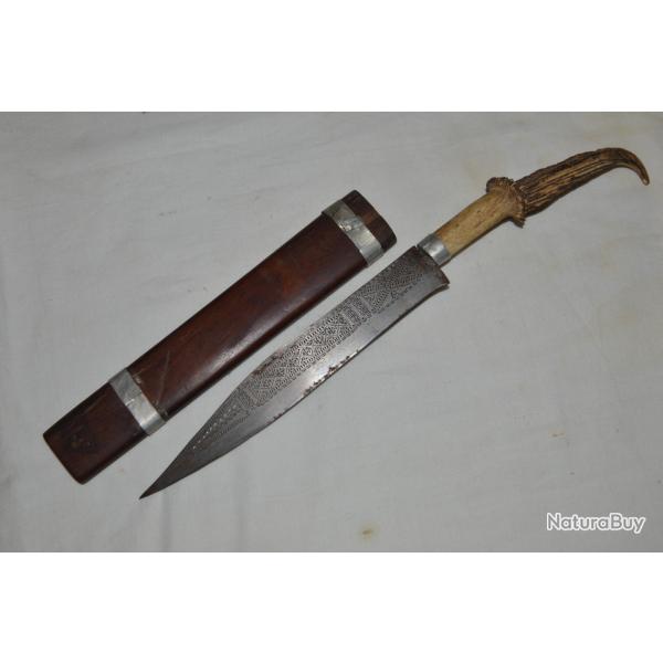 POIGNARD SHAN CAMBODGIEN-EXTR�ME ORIENT-ARME BLANCHE ETHNIQUE-EPOQUE FIN XIX�-TEMPLES ANGKOR
