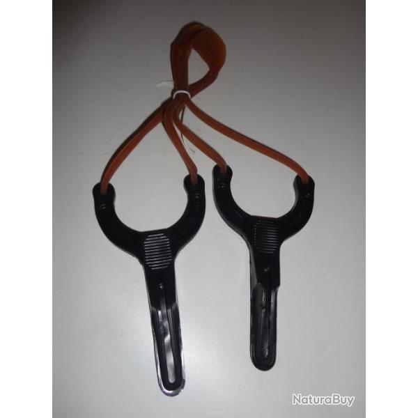 AXEL  N1047- LOT DE 2 LANCES PIERRE PLASTIQUE MOULE SIMPLE - NEUF!!!!