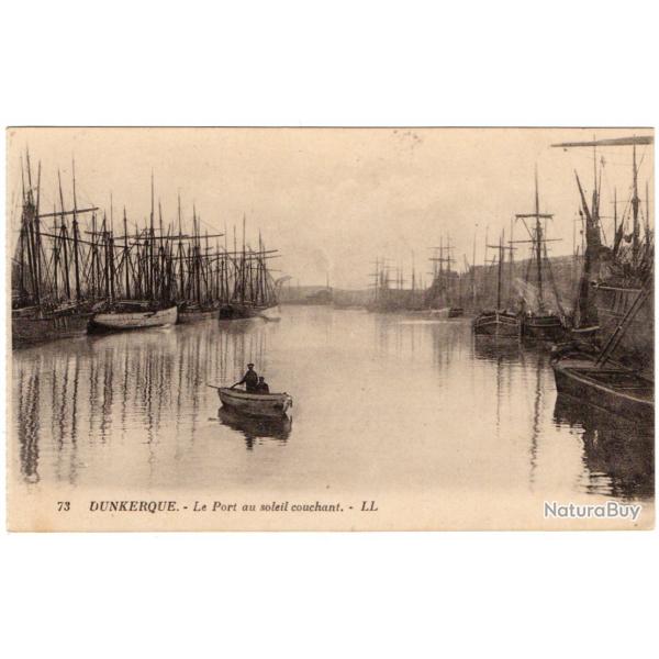CPA - Marine- DUNKERQUE -Le Port au soleil couchant N�1216