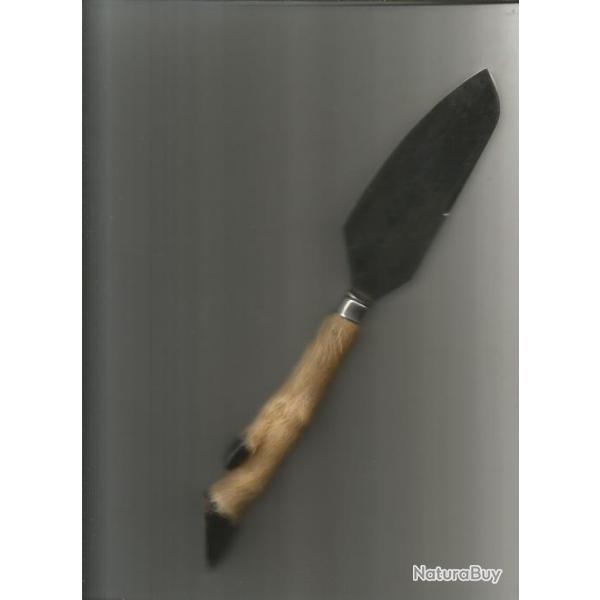 typique ann�e 60-70 pieds de chevreuil , couteau � gateau ou tarte