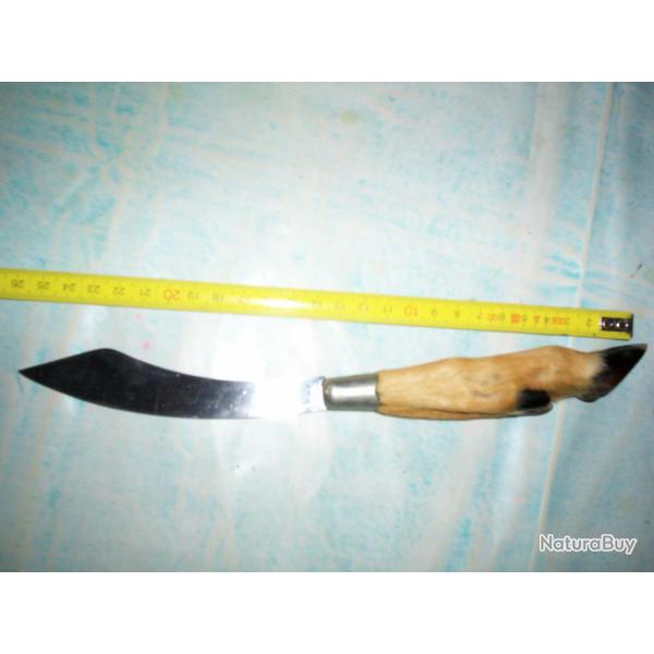 typique ann�e 60-70 pieds de chevreuil , couteau � fromage ou beurre forme cimeterre