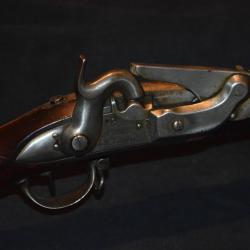 RARE FUSIL DE VOLTIGEUR Mle 1822 MODIFIE EN 1834 A PERCUSSION AU SYSTEME CHAROY-AMORCOIR A CAPSULE
