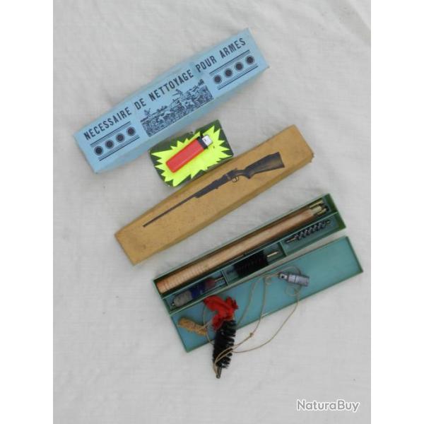 LOT 3  ANCIENS NECESSAIRES NETTOYAGES CHASSE + TIR