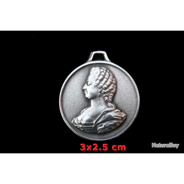 M�daillon Marie Antoinette *