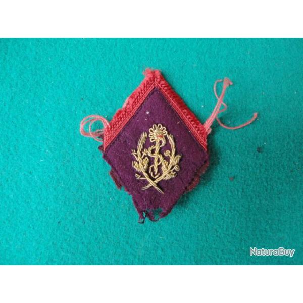 Ancien insigne de bras m�decin militaire.