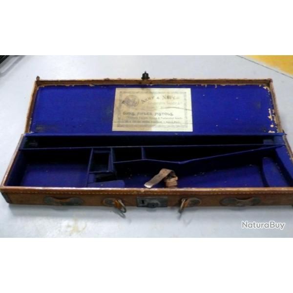 mallette style anglais �poque 1930 en canevas