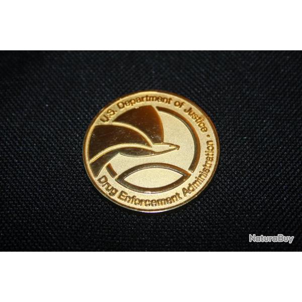 MEDAILLE DE TABLE TYPE "COIN" US ACADEMIE DEA (DRUG ENFORCEMENT ADMINISTRATION) A QUANTICO FBI