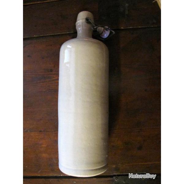 Bouteille en gr�s grande taille Collector