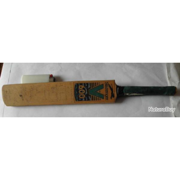 batte de cricket miniature rettendon cc tour 1999