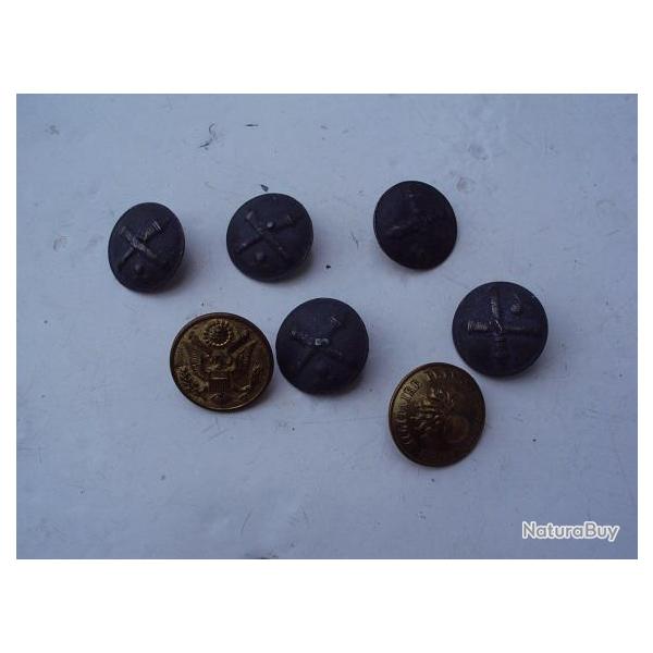 lot de boutons militaire  a identifier,canonnier,
