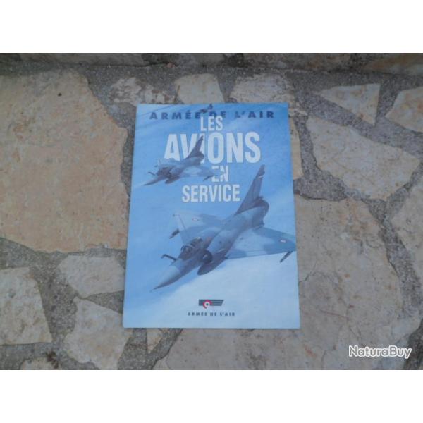 superbe revue technique "Arm�e de l'air" : les avions en service