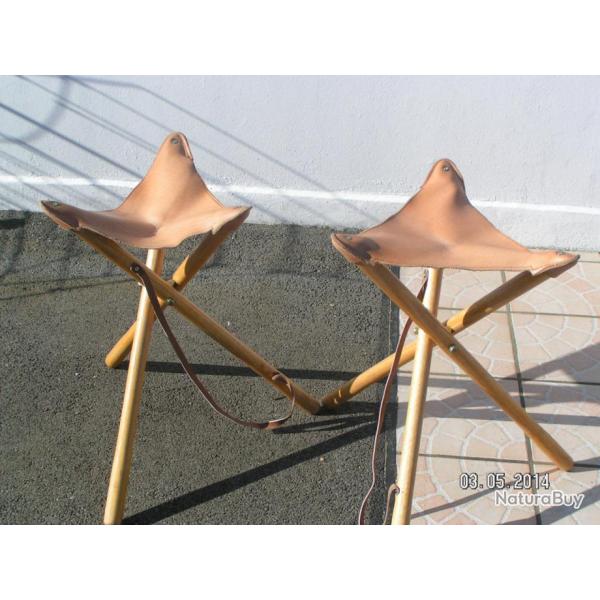 sieges 3 pieds fait mains,  pouvant porter 100 /110 kgs  largement