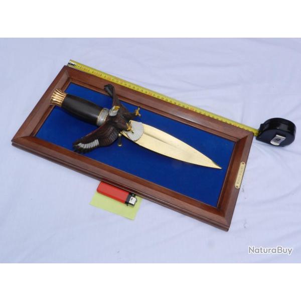 TRES BEAU GRAND COUTEAU :   WINGS OF GLORY  #.4