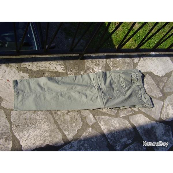 PANTALON  type treillis IDAHO taille38  transformable short  100% COTON ripstop VERT AMANDE