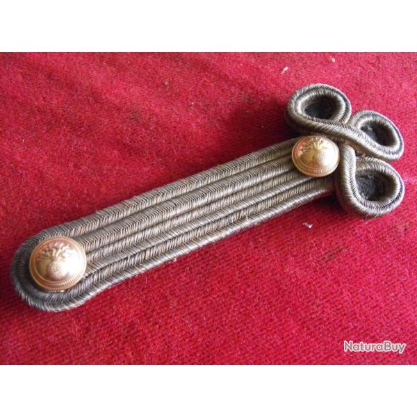 une seule �paulette infanterie transformable en g�nie gendarmerie artillerie officier vers1900