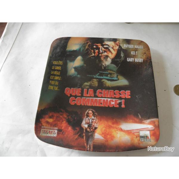 vide poche publicitaire que le chasse commence