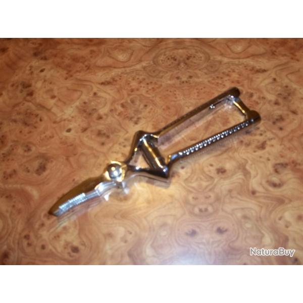 MASTIQUATEUR A VIANDE