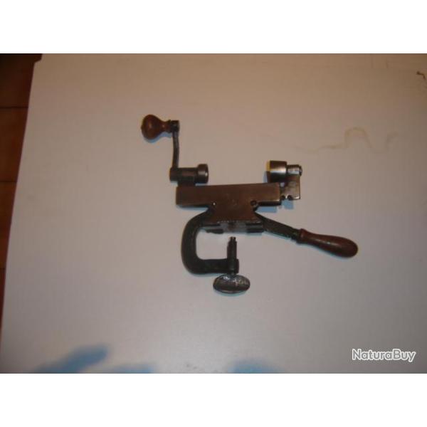 sertisseur a cremalliere a broche en calibre 16