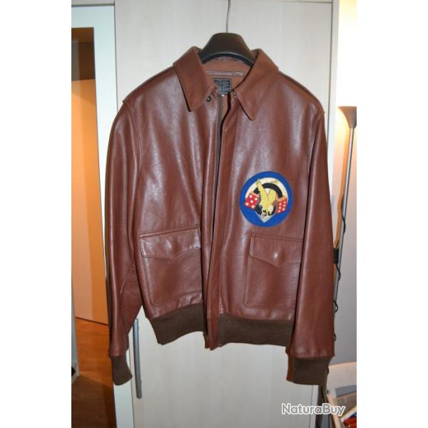 Reproduction fid�le du blouson A2 U.S. en cuir de cheval, avec v�ritable �cusson 506e PIR