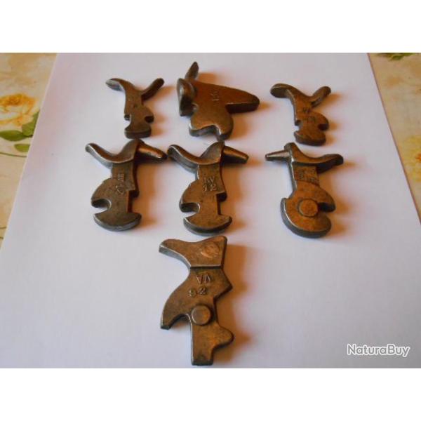 lot de chiens sorties de fonderie