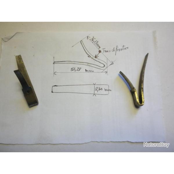 VENDU PAR CUIRASSIER11 RESSORT AVEC TROUS DE FIXATION