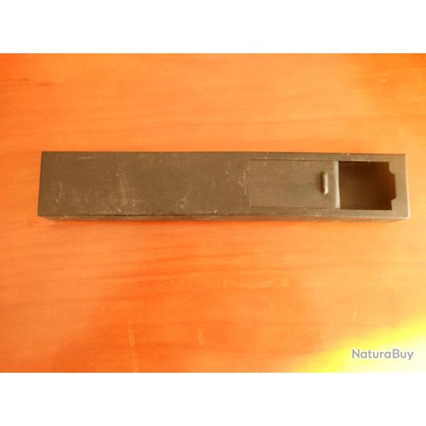 BOITIER FORME PLUMIER ORIGINE MILITAIRE (A D�TERMINER)