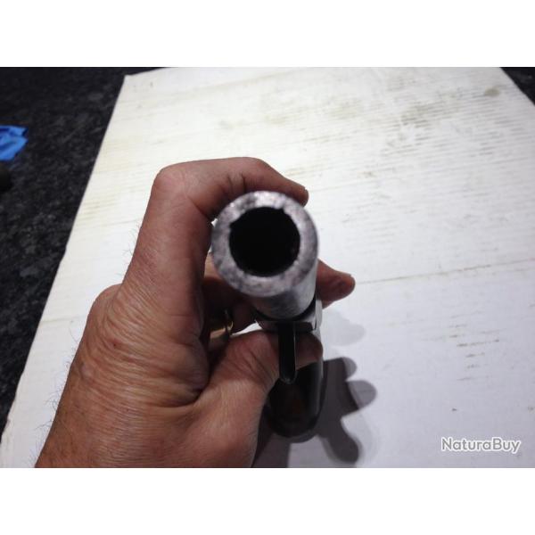 pistolet de coffre a piston.Tr�s bon etat