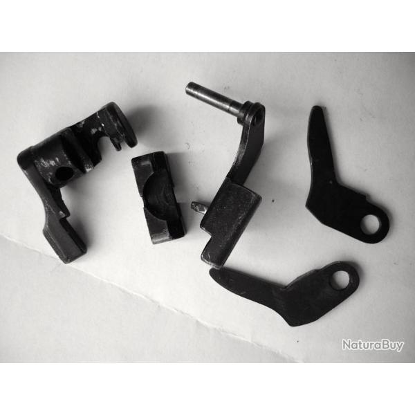 Petit lot pour WALTHER P. 38 en parfait tat.