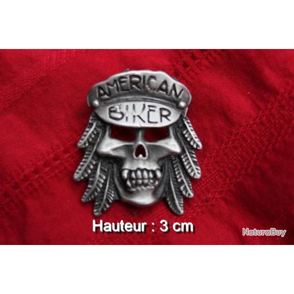Insigne t�te de mort biker non militaire (hauteur:3 cm) nn