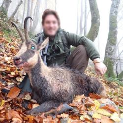 Chasse de l'Isard &agrave; l'approche dans les Pyr&eacute;n&eacute;es