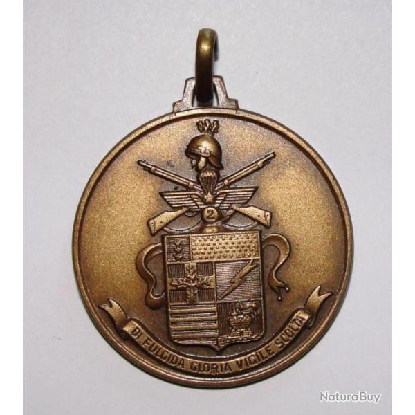 MEDAILLE  DU 2� BATTAGLIONE PARACADUTISTI TARQUINIA PARA ITALIEN TAP PARA