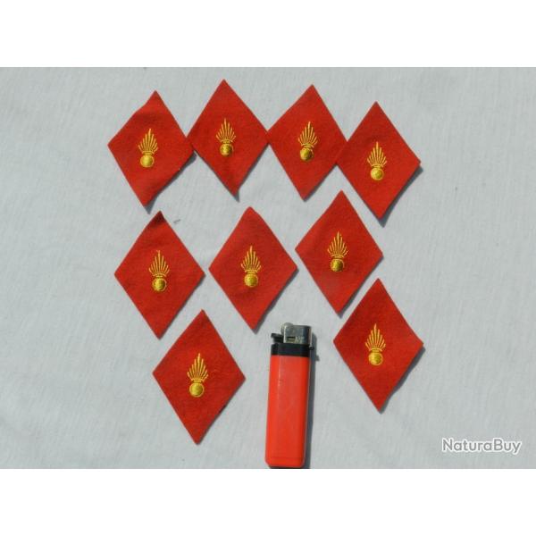 LOT 9  LOSANGES de BRAS MODELE 1945 : CENTRE INSTRUCTION SERVICE SANTE  �tat neuf