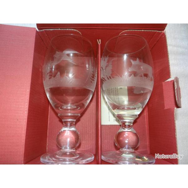 Verres  bire de Bavire avec scne de chasse sanglier