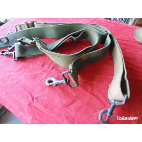 sangle   bretelles US army GI v�hicule seconde guerre mondiale  avec mousqueton des 2 c�t�s