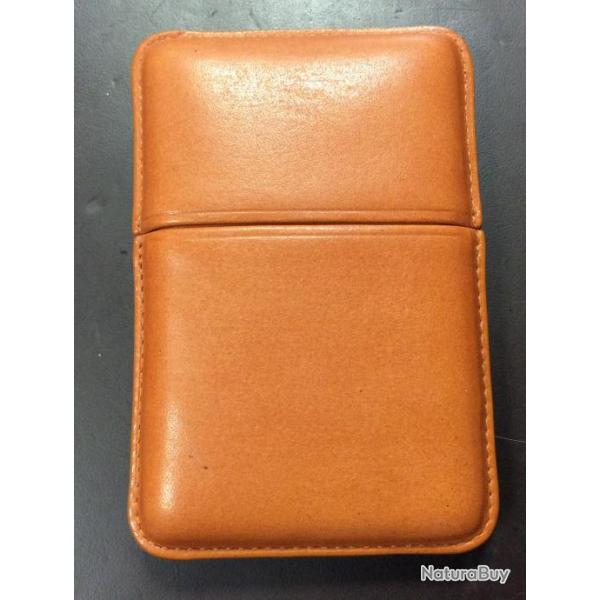 tui  cigarios en cuir marron