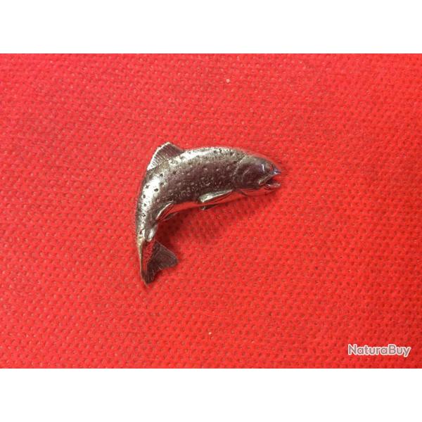 Pin's Saumon hors de l'eau