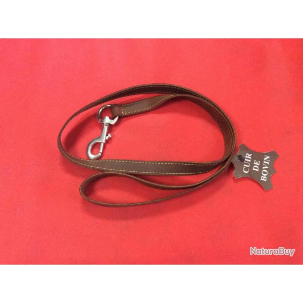 Belle laisse en cuir pour chien