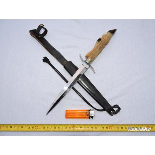 JOLI COUTEAU - DAGUE DE CHASSE  � voir ...